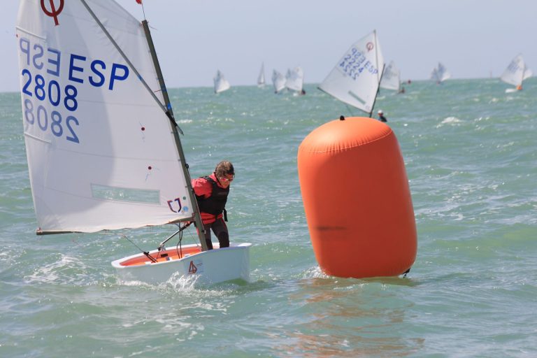 Optimist Por equipos17