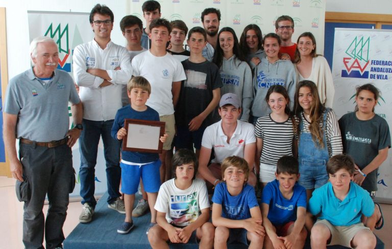 equipo RCN El Puerto campe&oacute;n absoluto