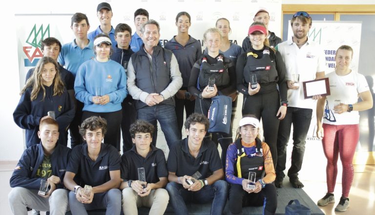 Foto de familia vencedores