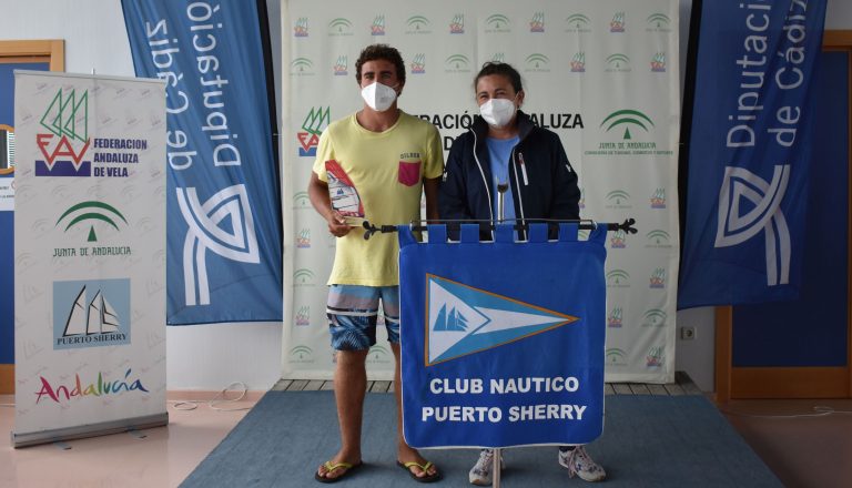 Fernando Lamadrid campeon iQFoil masculino