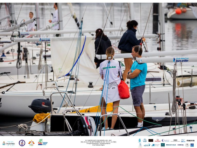 El inicio del Campeonato en el pantalan