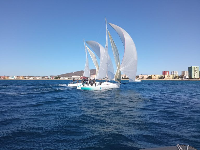 Segundo tanto consecutivo de Gustazo J80 noviembre3