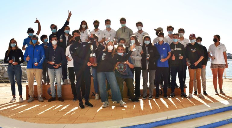 La Regata de A&ntilde;o Nuevo Foto de familia ganadores