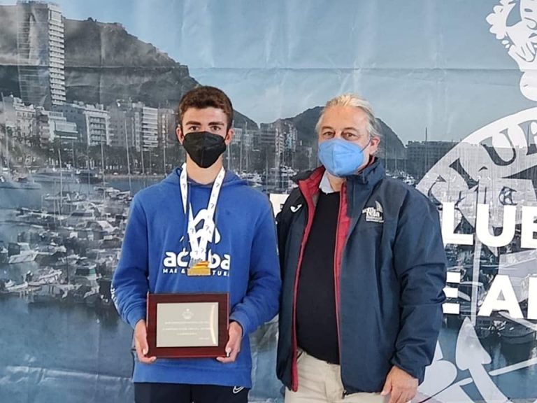 Los andaluces logran Arturo Arauz