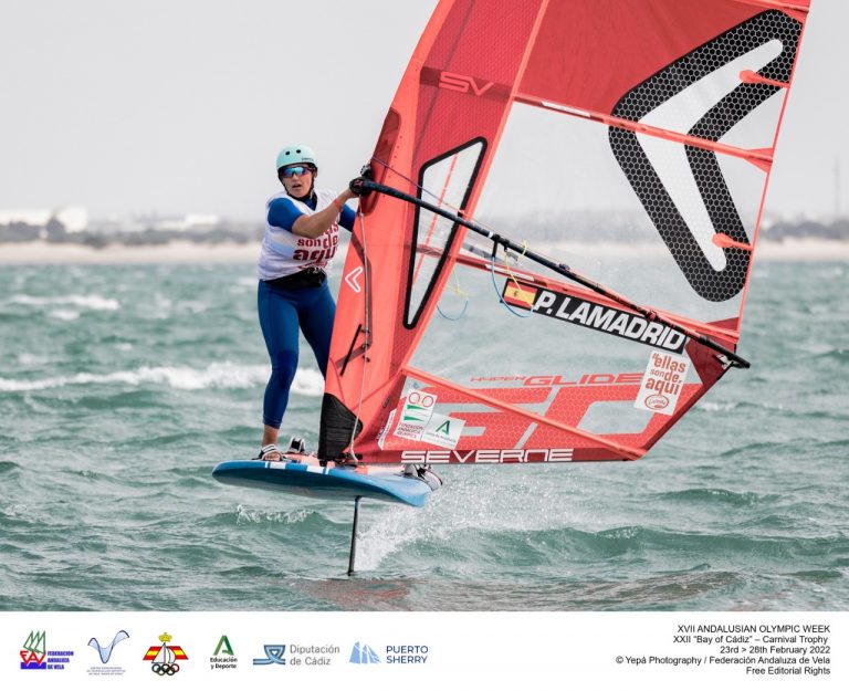 La andaluza Pilar Lamadrid y el canario Ángel Granda alcanzan el liderato absoluto y de las Copas de España de iQFOil