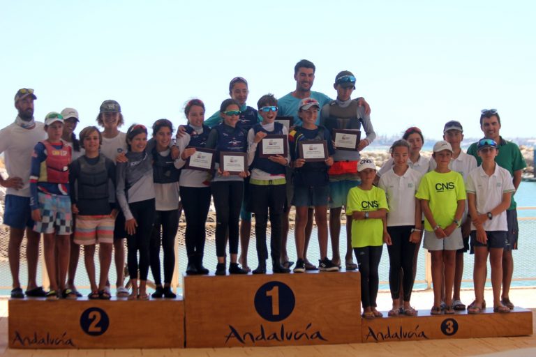 Podio Campeonato de Andalucía por Equipos de Optimist