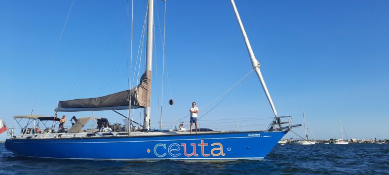 El ‘Ceuta’ de Sergio Llorca abandera a la flota participante en la Travesía de los 500 años de la 1ª Vuelta al Mundo