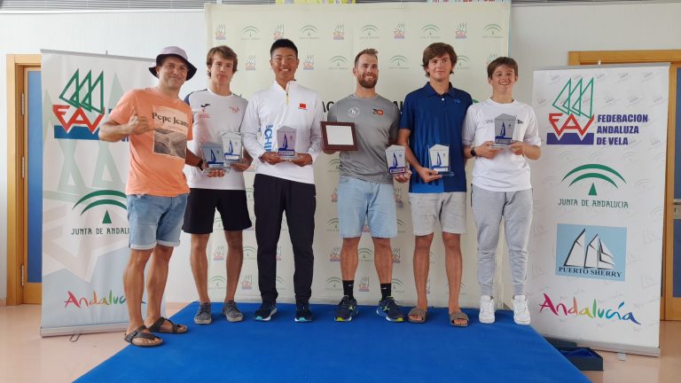 Alejandro Climent se cuelga el oro nacional en la bahía de Cádiz