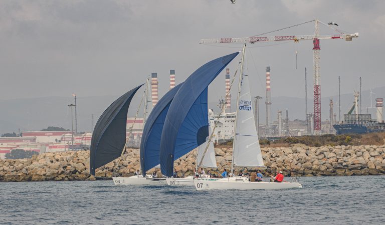 Máxima emoción en el arranque de la segunda entrega de las series de otoño del Circuito Alcaidesa Marina de J/80