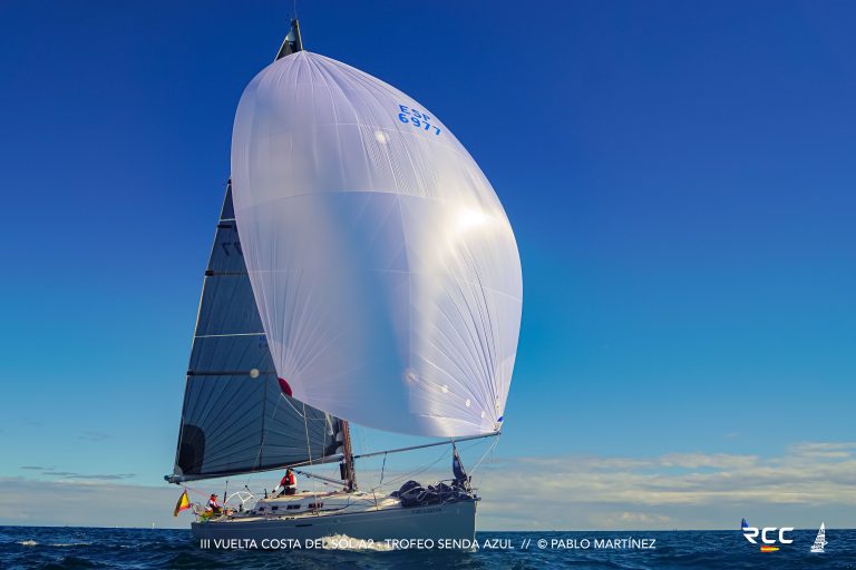 Victoria muy solvente para el ‘Tareis T’ de Ángel Medina y Joaquín Angoloti en la 3ª Regata Vuelta Costa del Sol, Trofeo Senda Azul