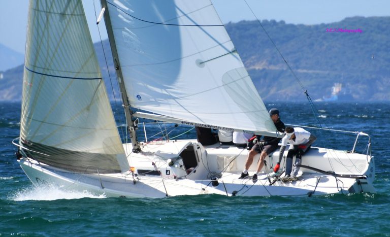 El ‘Península’ vuelve a la carga en el Circuito Alcaidesa Marina de J/80
