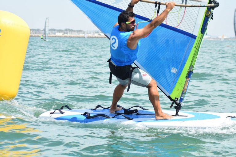 Los andaluces Curro y Blanca Manchón y el gallego Jorge Maciel ganan los campeonatos de España de Raceboard