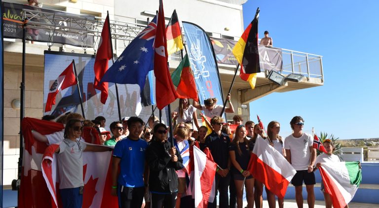 Las tablas olímpicas piden paso en la bahía de Cádiz
