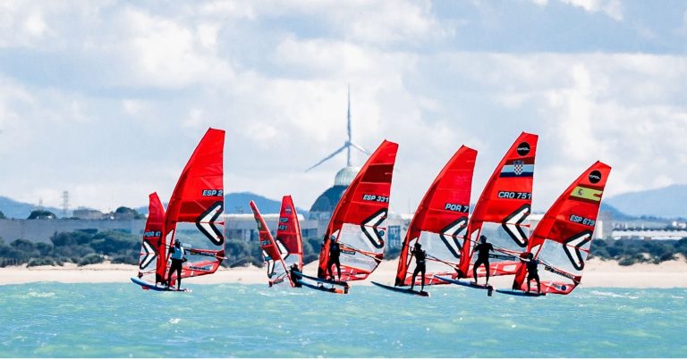La bahía de Cádiz sigue de fiesta