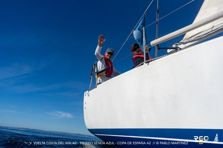 La embarcación ‘Uxama’ de Pablo Valenzuela y Alejandro García gana la 5ª Regata Vuelta Costa del Sol A Dos, Trofeo Senda Azul