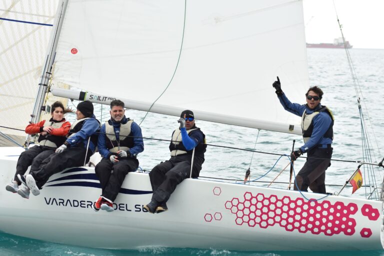 El barco malagueño ‘Team Kouko’ se proclama campeón de las Series de Otoño del Circuito Alcaidesa Marina de J/80