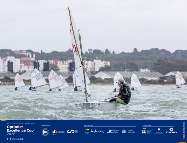 El regatista portugués Guilherme Magalhaes Costa revalida el título absoluto en la Excellence Cup gaditana