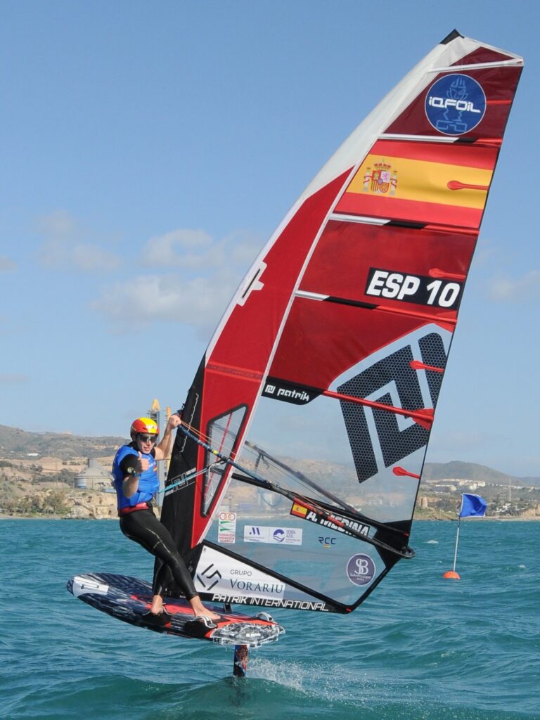 El malagueño Antonio Medina gana imbatido la copa de Andalucía de iQFOil después de cinco pruebas