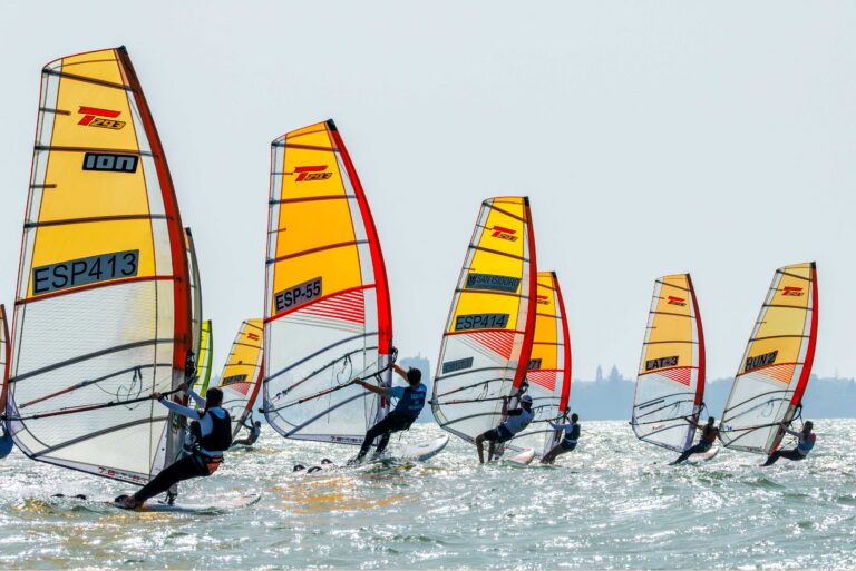 Sevillanos, gaditanos y malagueños acuden a La Palma por los campeonatos de España de Windsurf