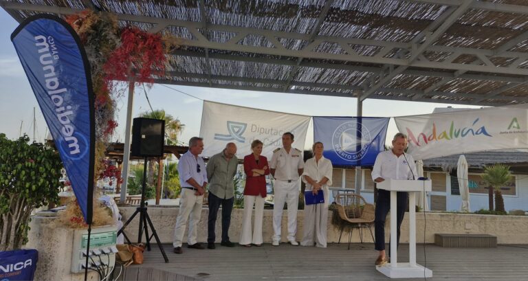 La VIII Semana Clásica de Puerto Sherry suelta amarras con el recuerdo de Javier Vallejo ‘Mazinger’