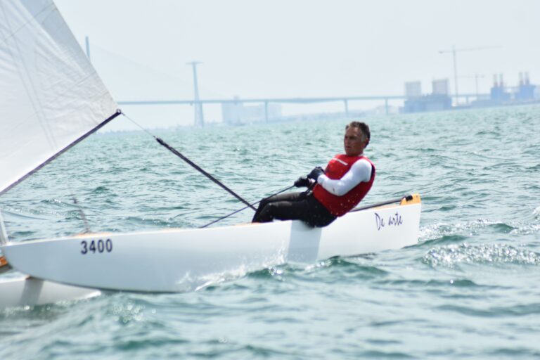 Vicente Climent se proclama campeón de Andalucía de Patín a Vela