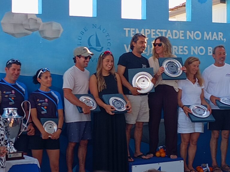 Los andaluces brillan en Tavira y copan el oro y el bronce continental