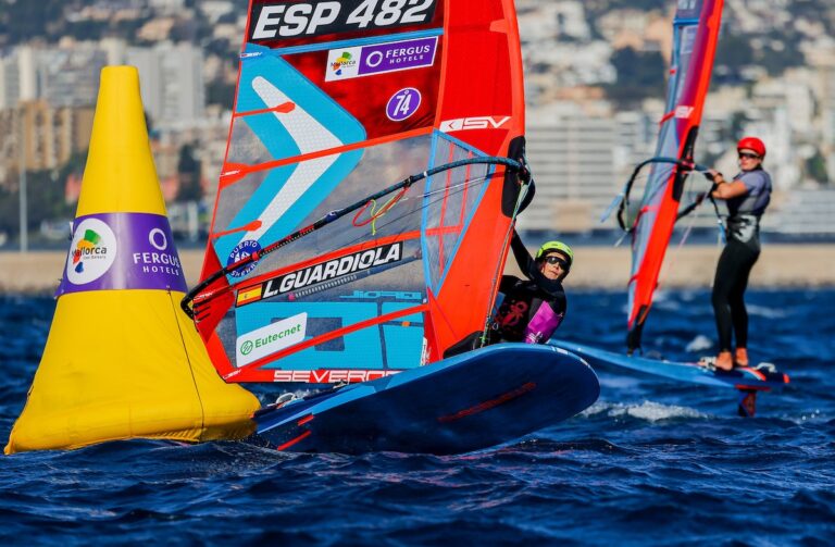 Brillante actuación y resultado de la andaluza Lucía Guardiola en el mundial juvenil de iQFOil