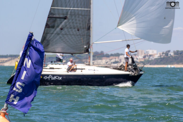 El barco onubense ‘Sflukix’ conquista el Ranking Andaluz de Cruceros en la modalidad Circuito.